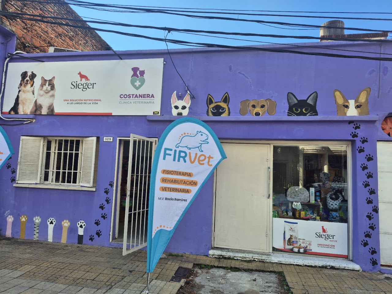 Fachada de Veterinaria Costanera